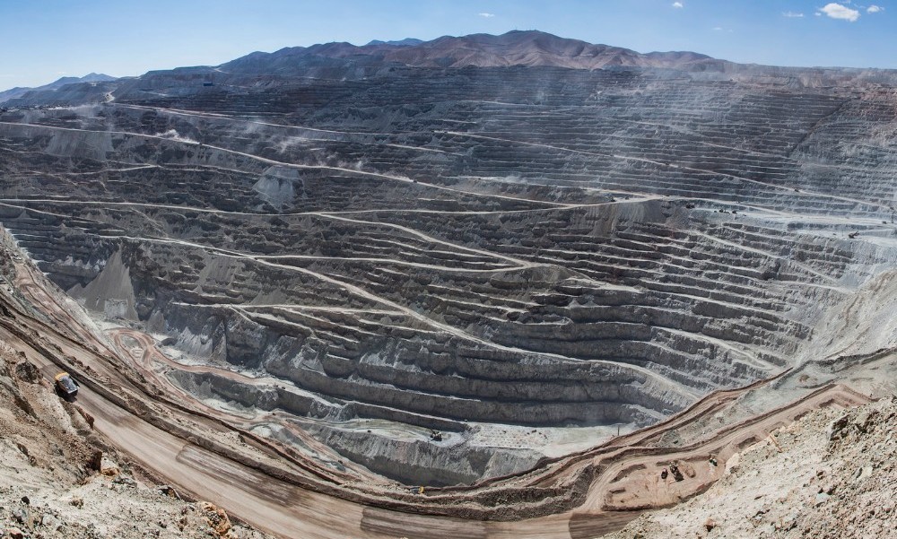 Comisión de Minería solicitará aplazar nueva norma de emisiones para fundiciones de cobre