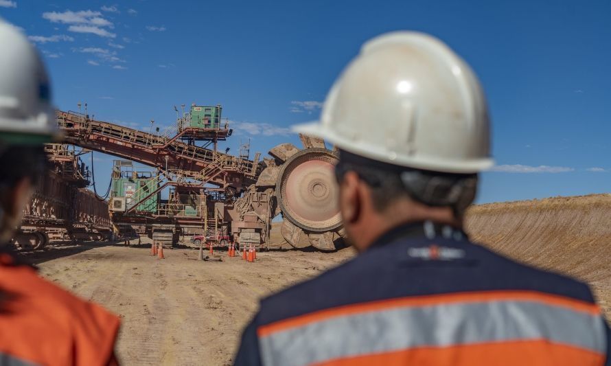 Ocupación en la minería cae 4,2% en doce meses