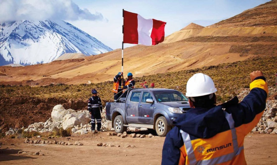 Perú establece medidas para el destrabe de la exploración minera: tramitación simultánea de certificación ambiental y permiso de agua