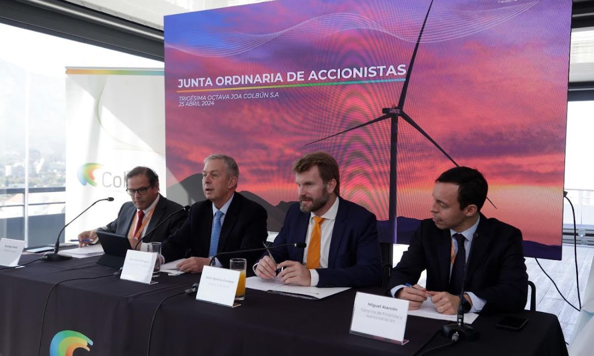 “Chile necesita retomar el crecimiento, estabilidad regulatoria y mejoras en los procesos ambientales para avanzar en la transición energética”