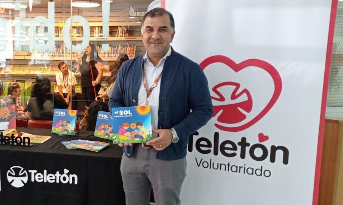 SERC Chile dona 300 libros infantiles a Teletón 