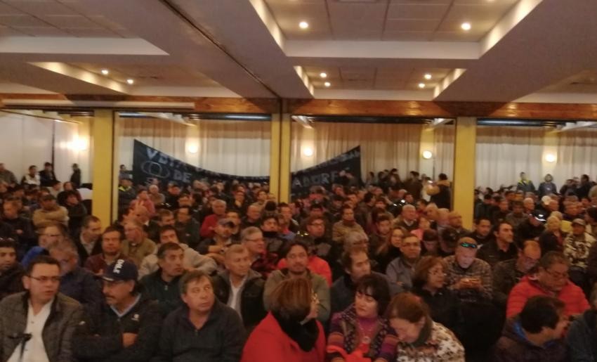 Trabajadores de Chuquicamata iniciaron huelga indefinida