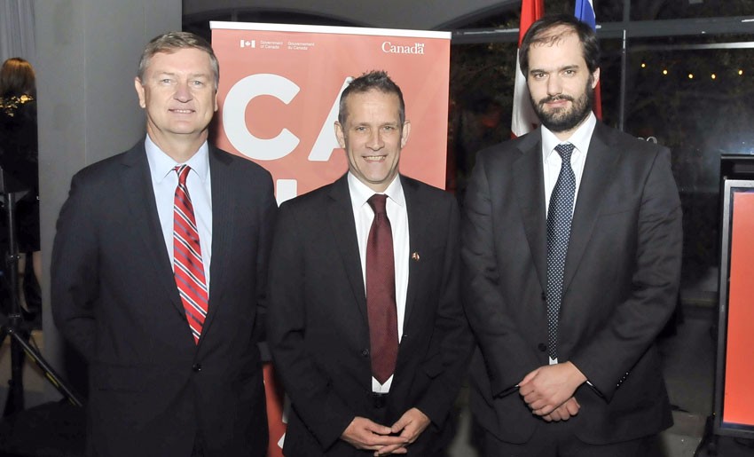 Subsecretario Schnake valora aporte canadiense a la minería nacional
