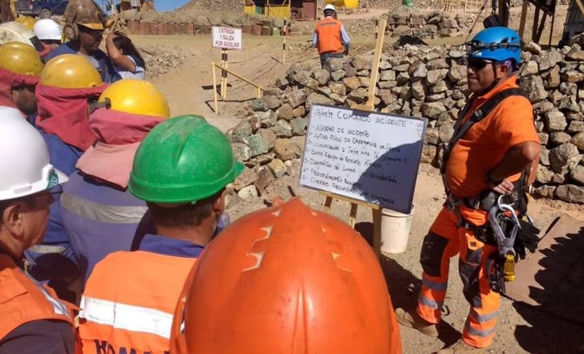 Pequeños mineros de Taltal realizaron curso de rescate