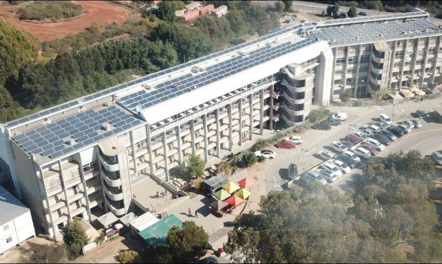 UVM inauguró la primera planta fotovoltaica a nivel de planteles de educación superior