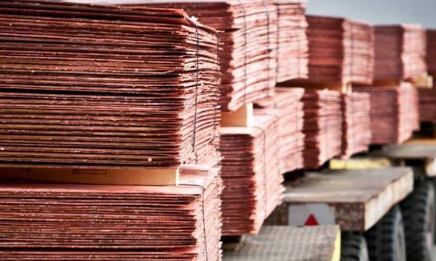Chile baja en su participación en el mercado mundial del cobre
