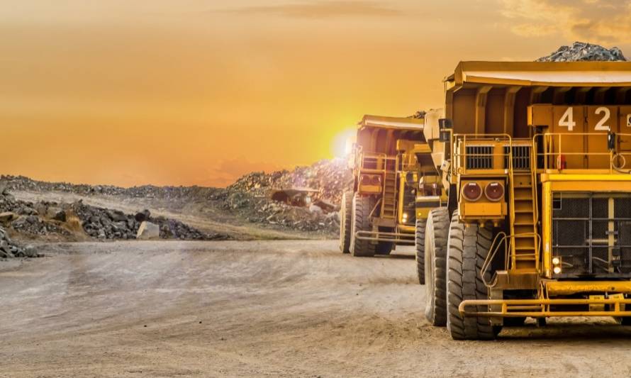 Cesco y Vantaz Group lanzan tercera versión de la encuesta “Señales de la Minería” en Chile y Perú 