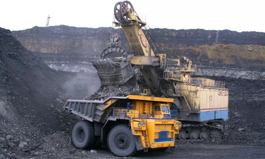 Sutmin llama a industria minera a prepararse para los desafíos 2023