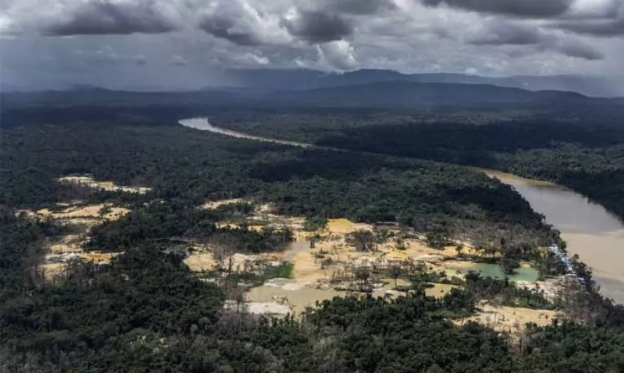 Mineros ilegales de reserva Yanomami piden al Gobierno de Brasil una vía para escapar