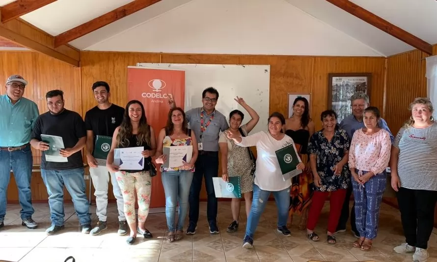 Codelco Andina apoya formación de asistentes en sondaje y minería en sus comunidades vecinas