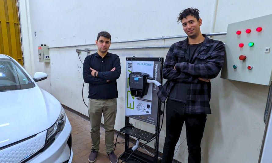Chilenos crean cargador para automóviles eléctricos 