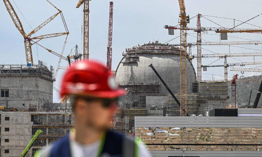 Central atómica de Turquía recibe su primera carga de combustible nuclear