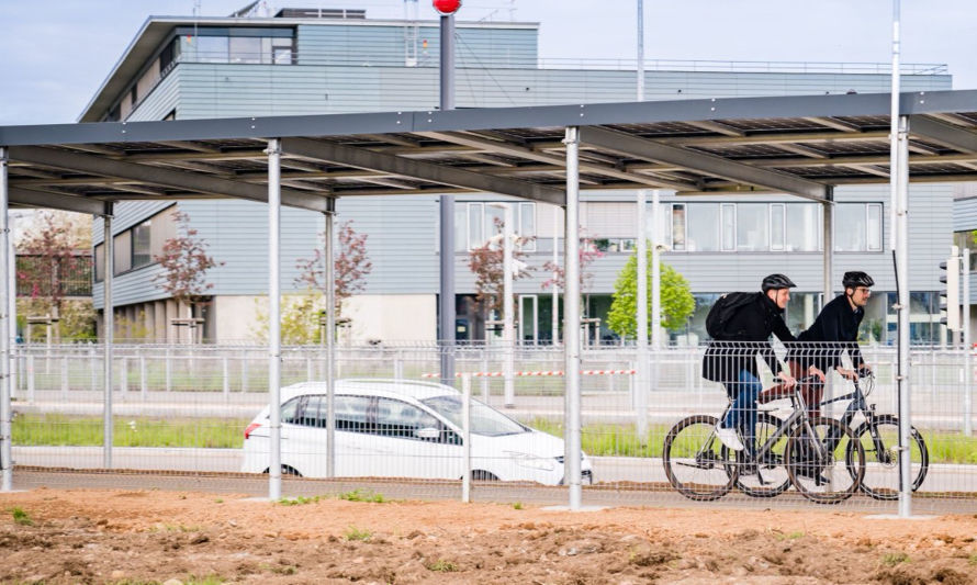 Alemania crea ciclovías que generan energía renovable