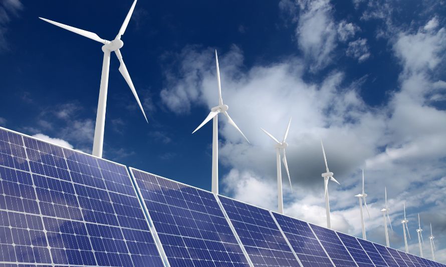 AES Andes se adjudicó cinco terrenos en el norte para continuar desarrollando energías 100% renovables 