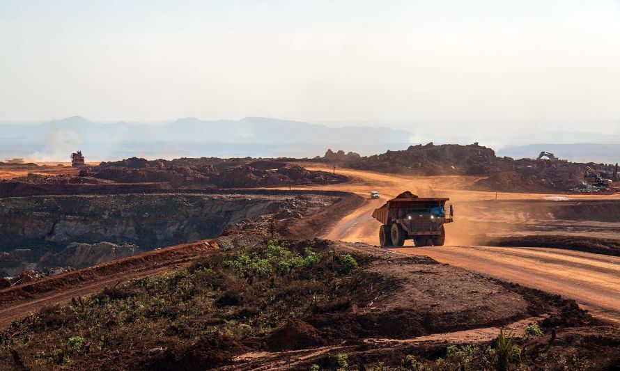 Industria minera en Chile: Desafíos en el proceso de descarbonización de sus operaciones