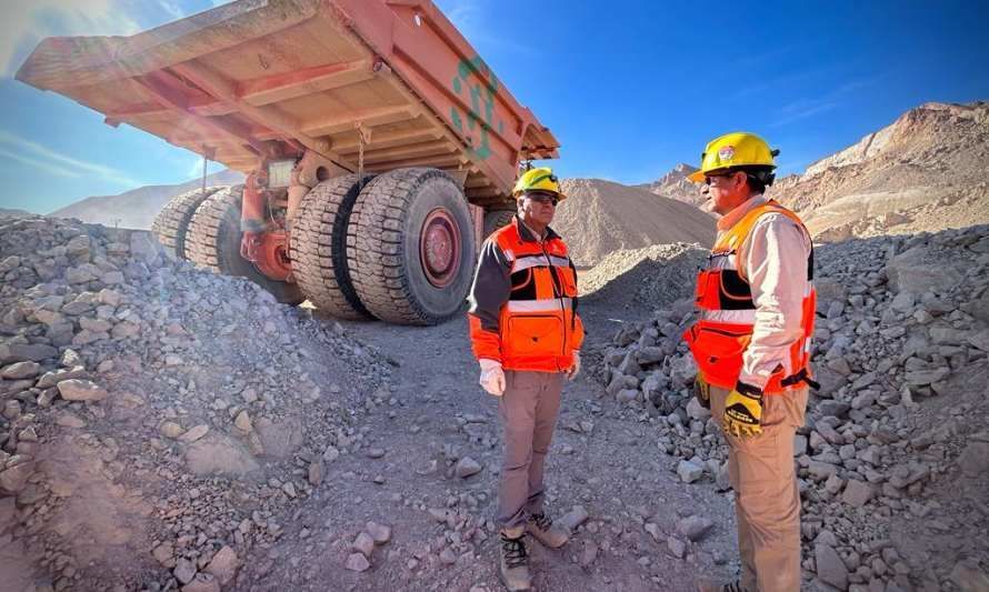Exmineros subterráneos se reconvirtieron en operadores de vehículos pesados para proyecto Rajo Inca