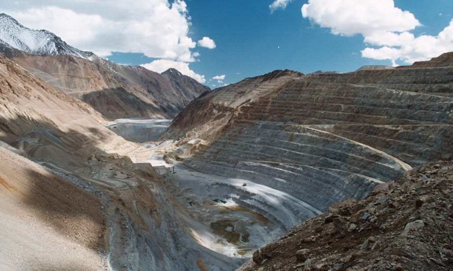 Antofagasta Minerals aumentó en 16% la producción de cobre en comparación con el trimestre anterior