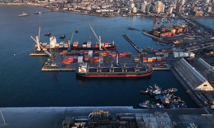 Proyecto C20+ de Collahuasi movilizó más de 95 mil toneladas de tuberías a través del puerto de Iquique