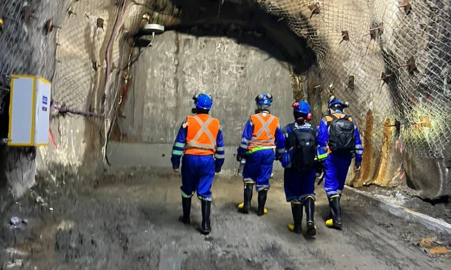Durante más de 10 horas Tribunal Ambiental inspecciona socavón de Tierra Amarilla y mina Alcaparrosa