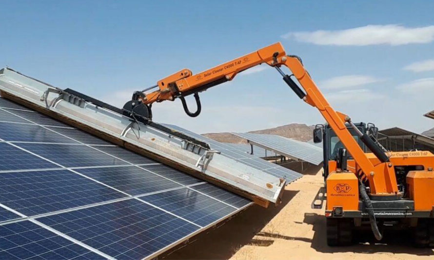 Más de 300 mil paneles solares contempla Andes Solar en nuevo proyecto solar en Valparaíso