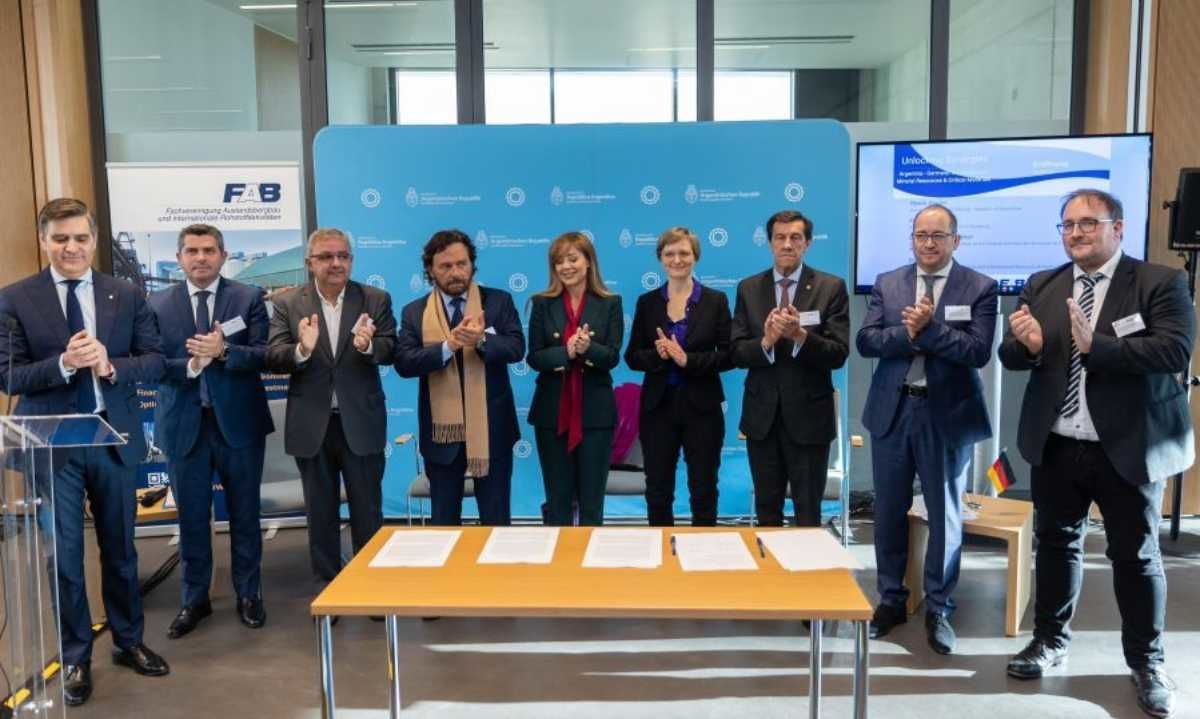 🇦🇷 Argentina: Salta, Jujuy y Catamarca firman acuerdo con empresa alemana para exportación de litio