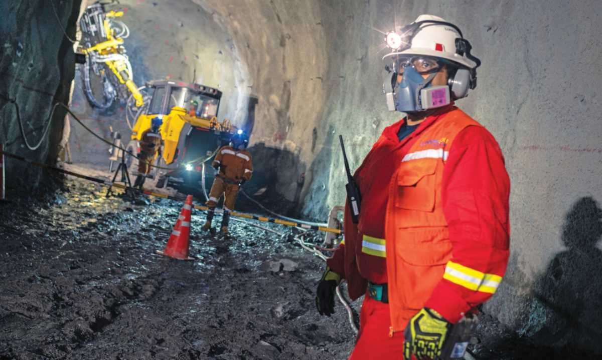 Tres proyectos podrían impulsar la gran minería en Ecuador
