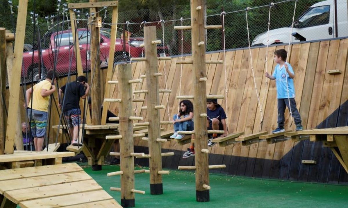Codelco Andina entrega espacio recreativo para vecinos de Río Blanco