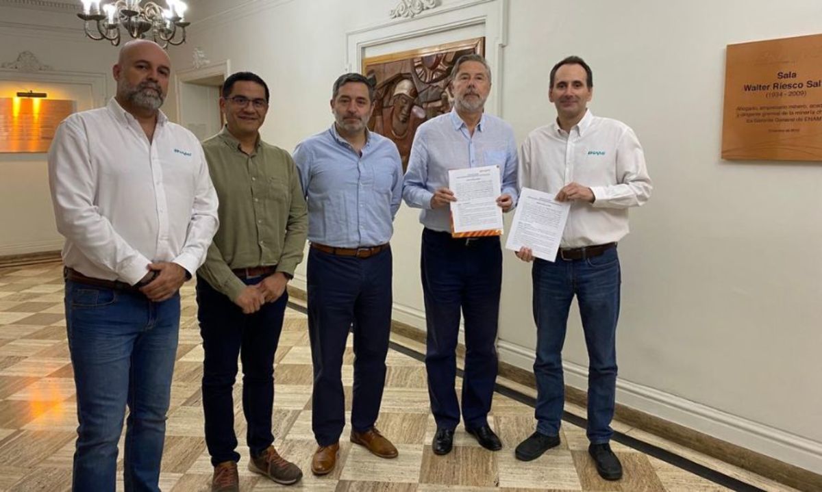 Sindicato ANSE y ENAMI firman acuerdo en el marco del Proyecto Modernización de la Fundición Hernán Videla Lira