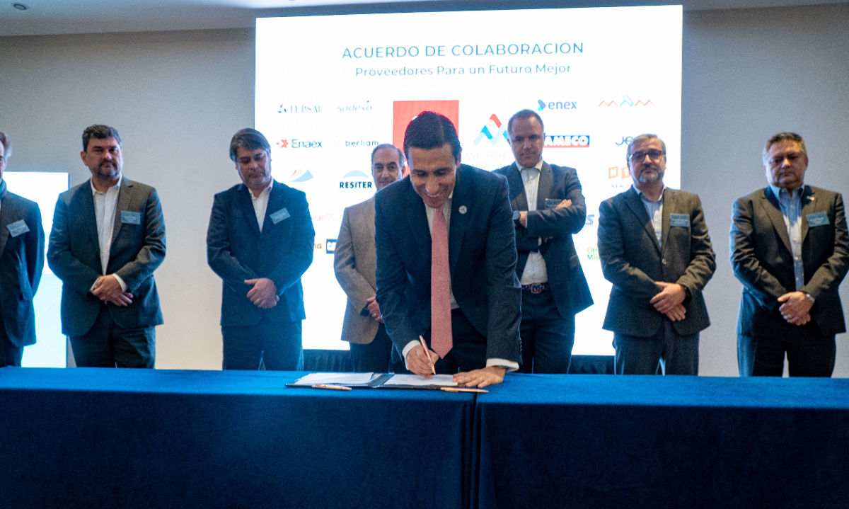 En Exponor 2024: Antofagasta Minerals y proveedores firmaron acuerdo de colaboración para mejora de prácticas 