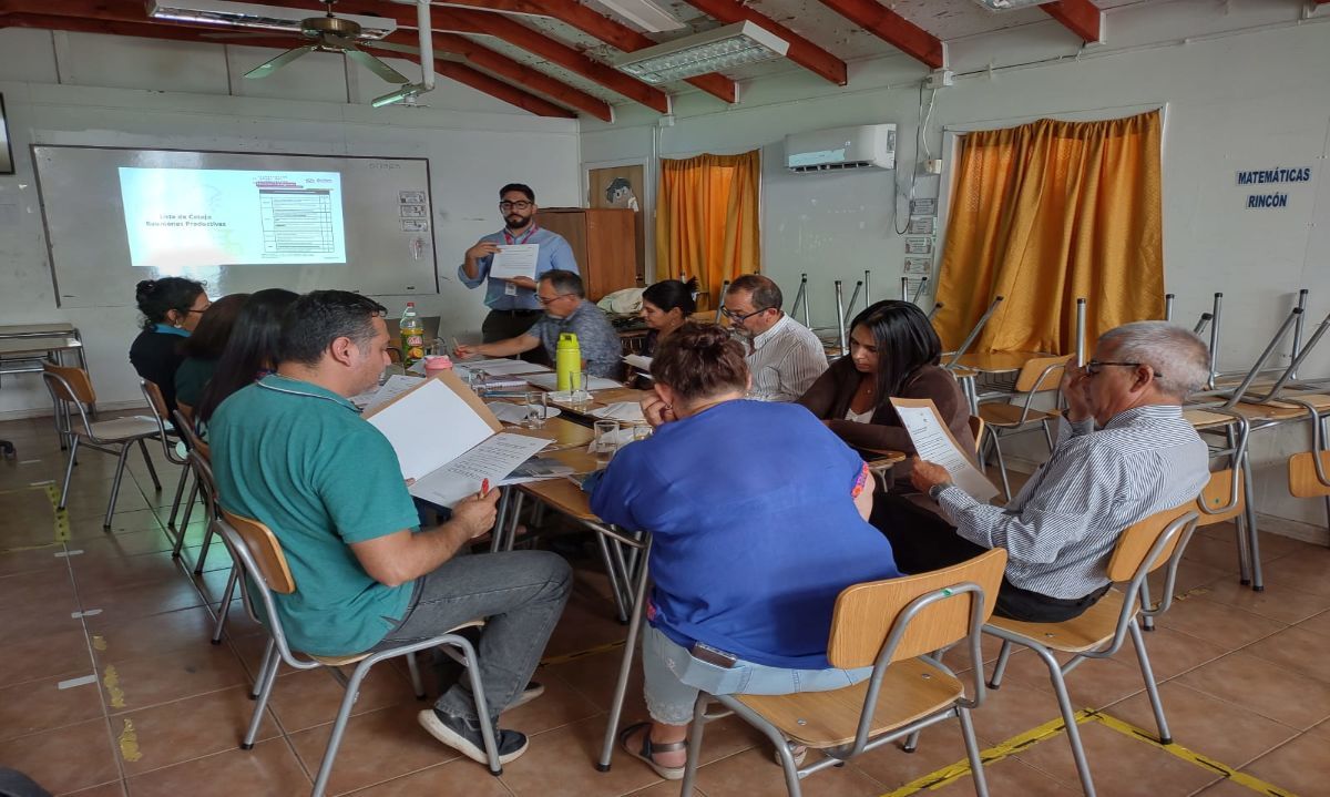 Programa “Juntos aprendemos de local” de Codelco potencia el aprendizaje de más de 7 mil estudiantes 