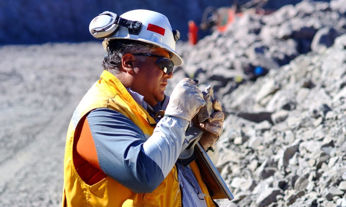 AIA da inicio al mes de la minería