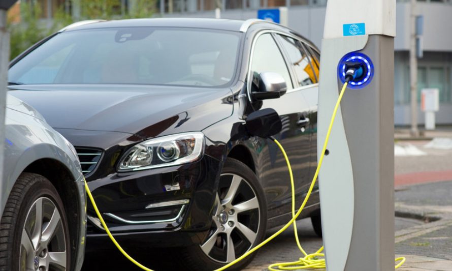 USACH desarrollará red de intercambio de energía entre vehículos eléctricos