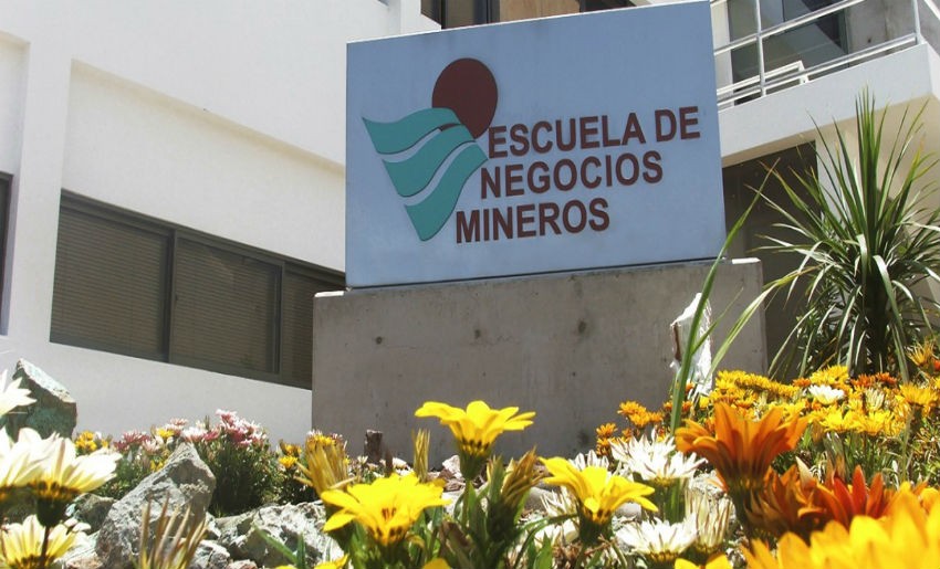 Escuela de Negocios Mineros de la UCN inauguró su Año Académico