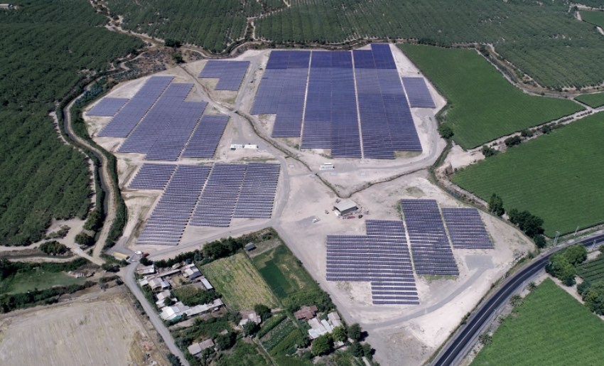 Inauguran parque fotovoltaico de Queule